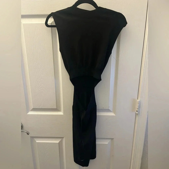 Gauge81 Mao Sleeveless Bodycon Dress Black Cutout Knit Size M Retails $278 - Picture 4 of 7